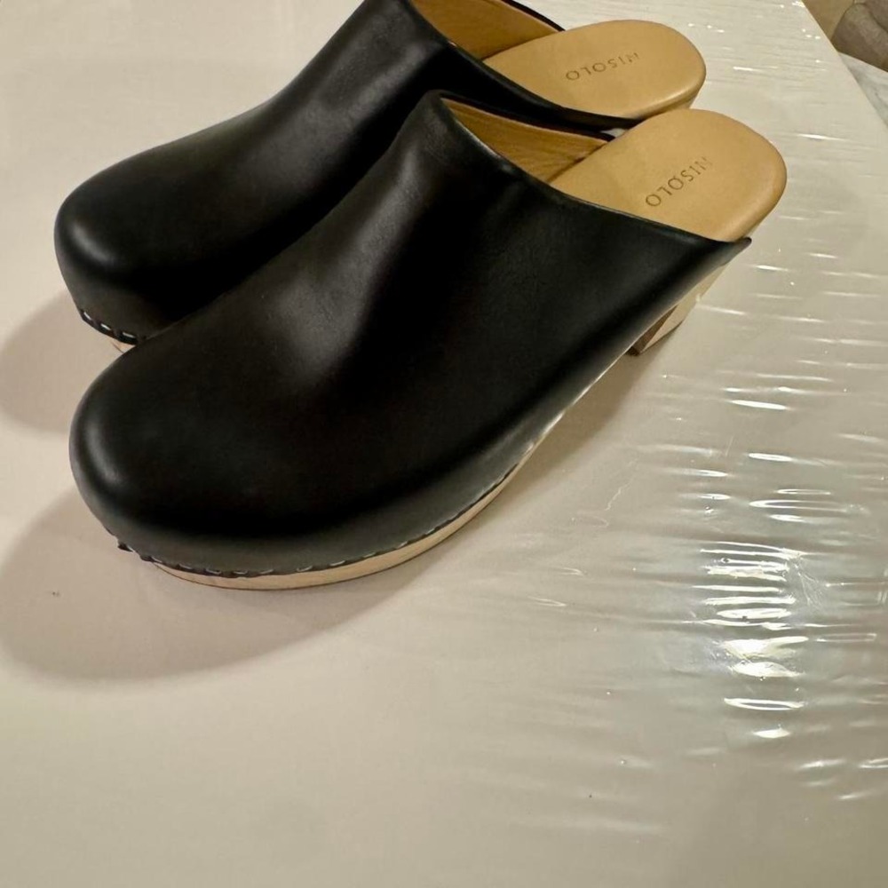 Nisolo Clogs